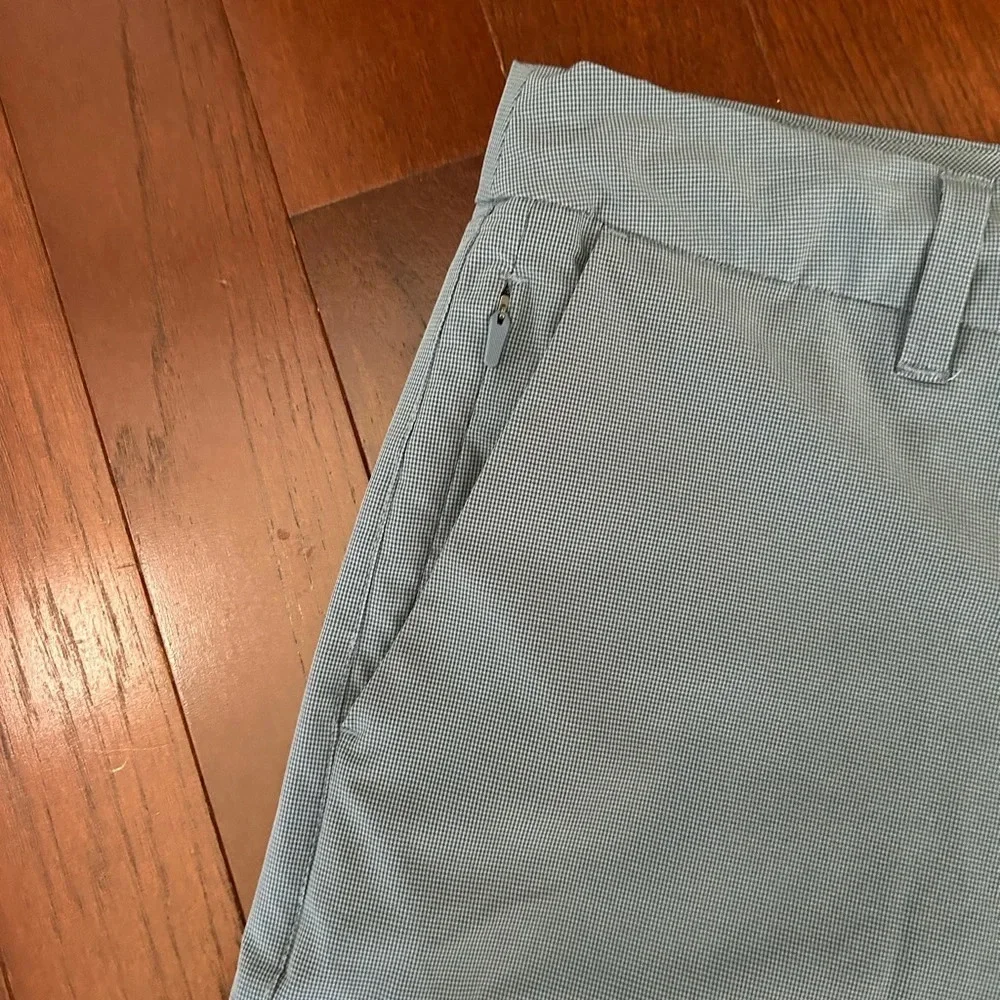 Hang Ten Men's Hybrid Shorts Size 34 excellent condition color blue